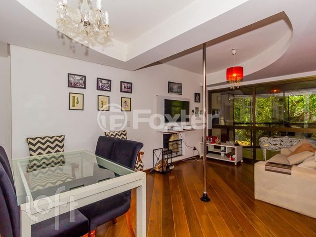 Apartamento com 84m², 2 dormitórios, 1 suíte, 1 vaga, Petrópolis em Porto Alegre