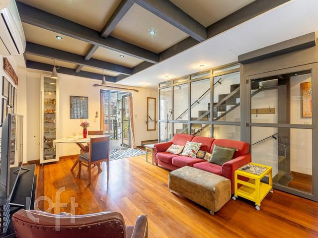 Casa com 151m², 1 suíte, Rio Branco em Porto Alegre