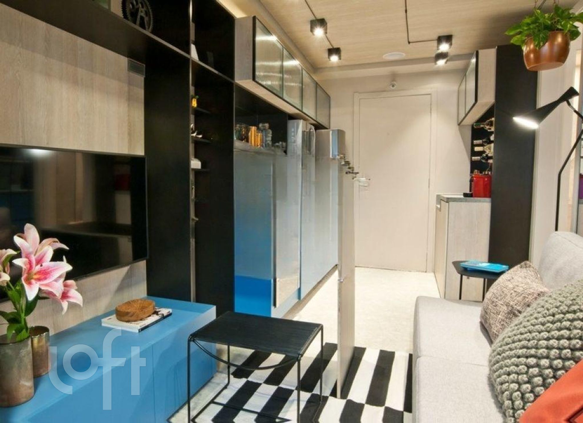 Apartamento à venda com 1 quarto, 26m² - Foto 1