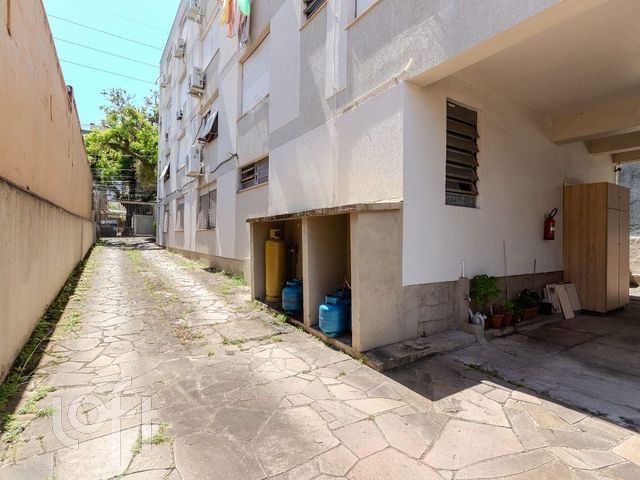 Apartamento com 100m², 3 dormitórios, 1 suíte, 1 vaga, São João em Porto Alegre