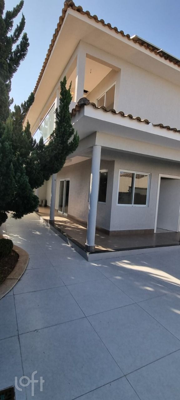 Casa à venda com 4 quartos, 1000m² - Foto 3