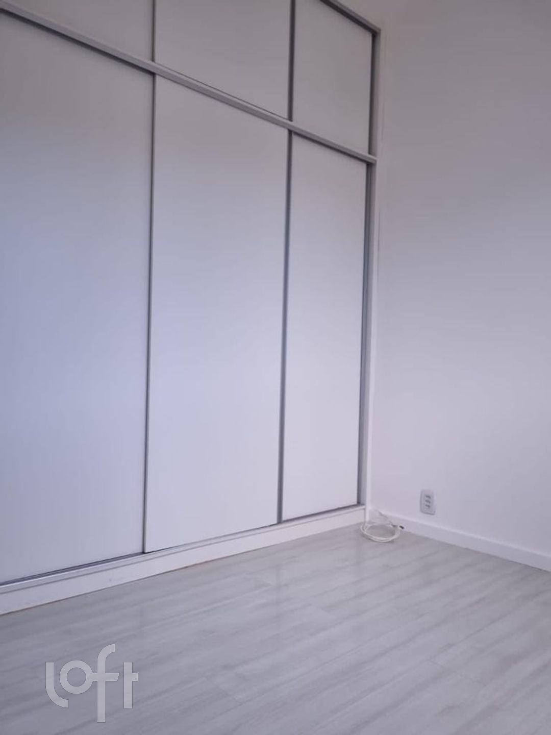 Apartamento à venda com 3 quartos, 157m² - Foto 13