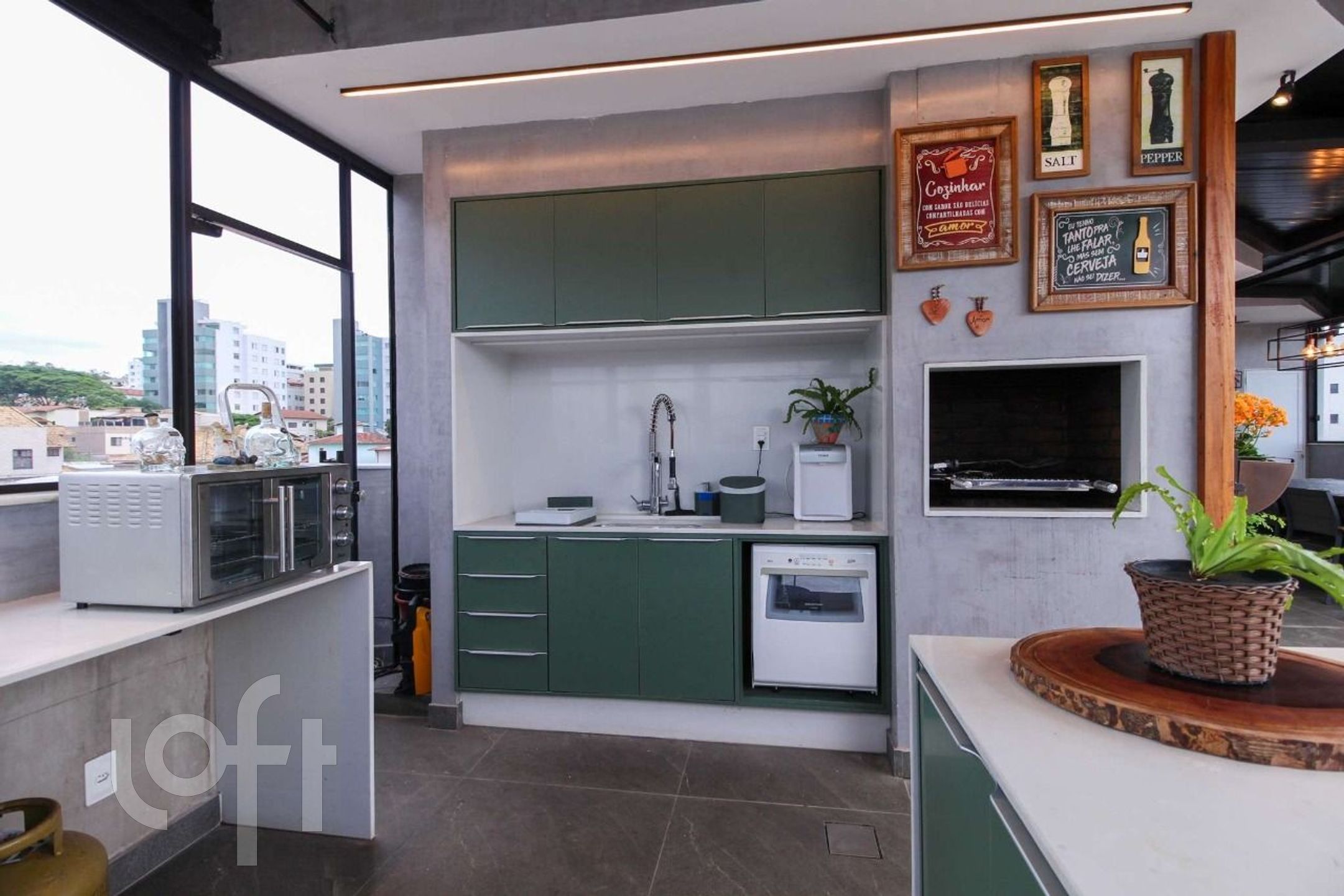 Apartamento à venda com 4 quartos, 230m² - Foto 6