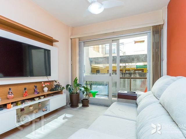 Apartamento com 82m², 2 dormitórios, 1 vaga, Petrópolis em Porto Alegre