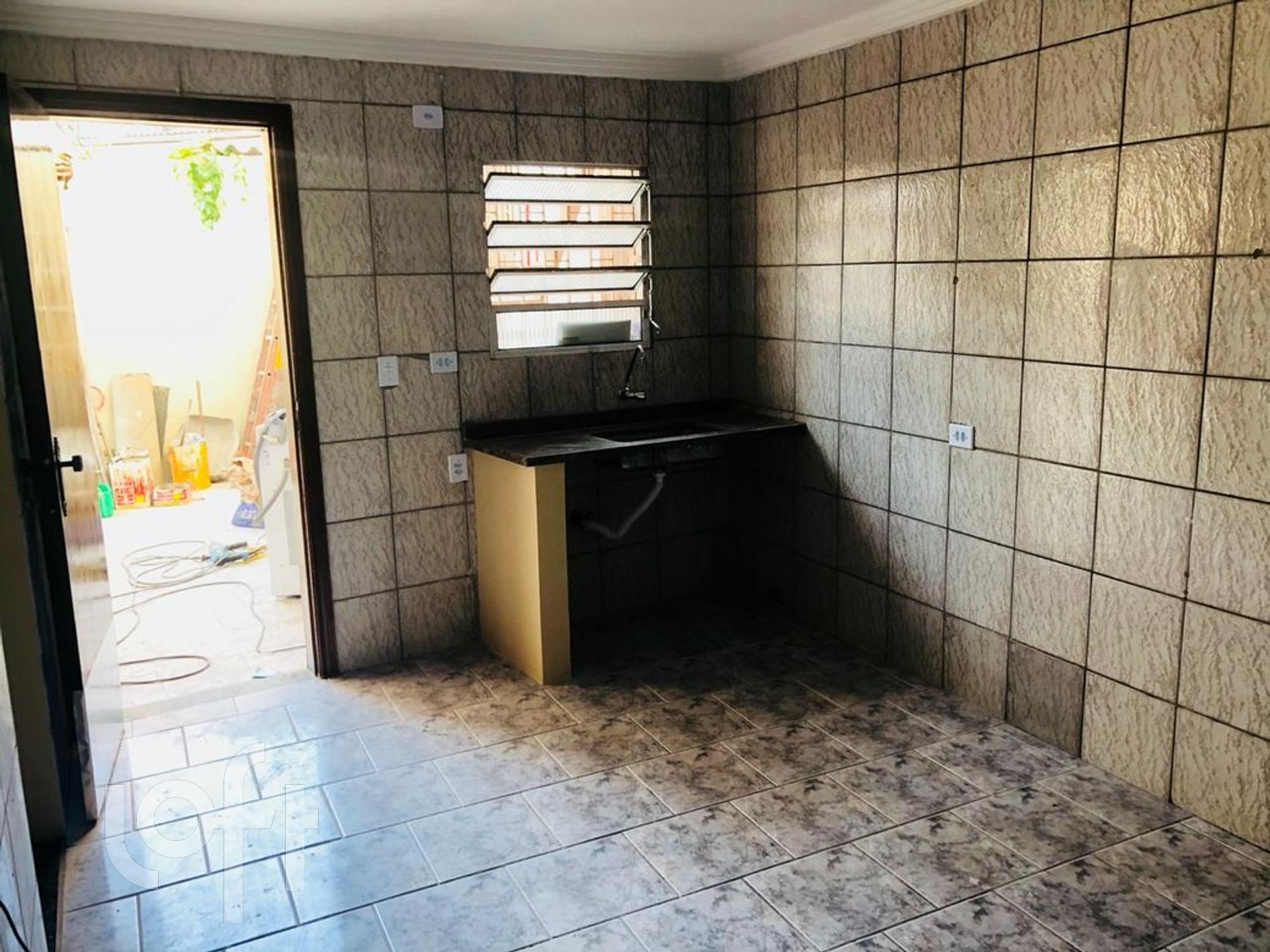 Casa à venda com 4 quartos, 650m² - Foto 17