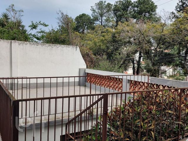 Casa com 160m², 2 dormitórios, 2 vagas, Chácara das Pedras em Porto Alegre