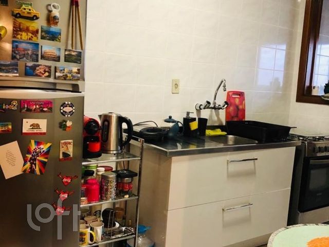 Apartamento com 68m², 2 dormitórios, 1 vaga, Vila Ipiranga em Porto Alegre