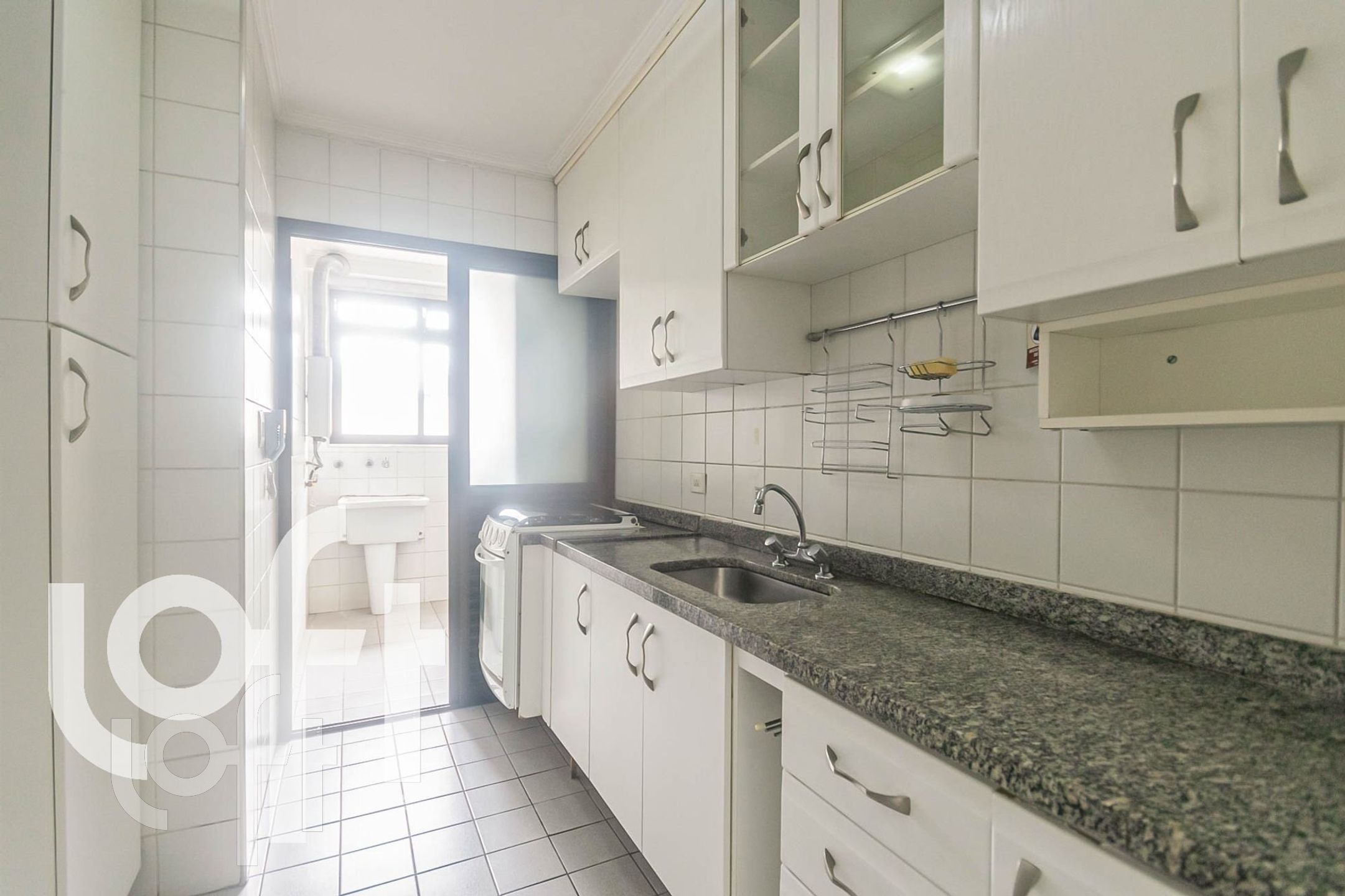 Apartamento à venda com 3 quartos, 80m² - Foto 18