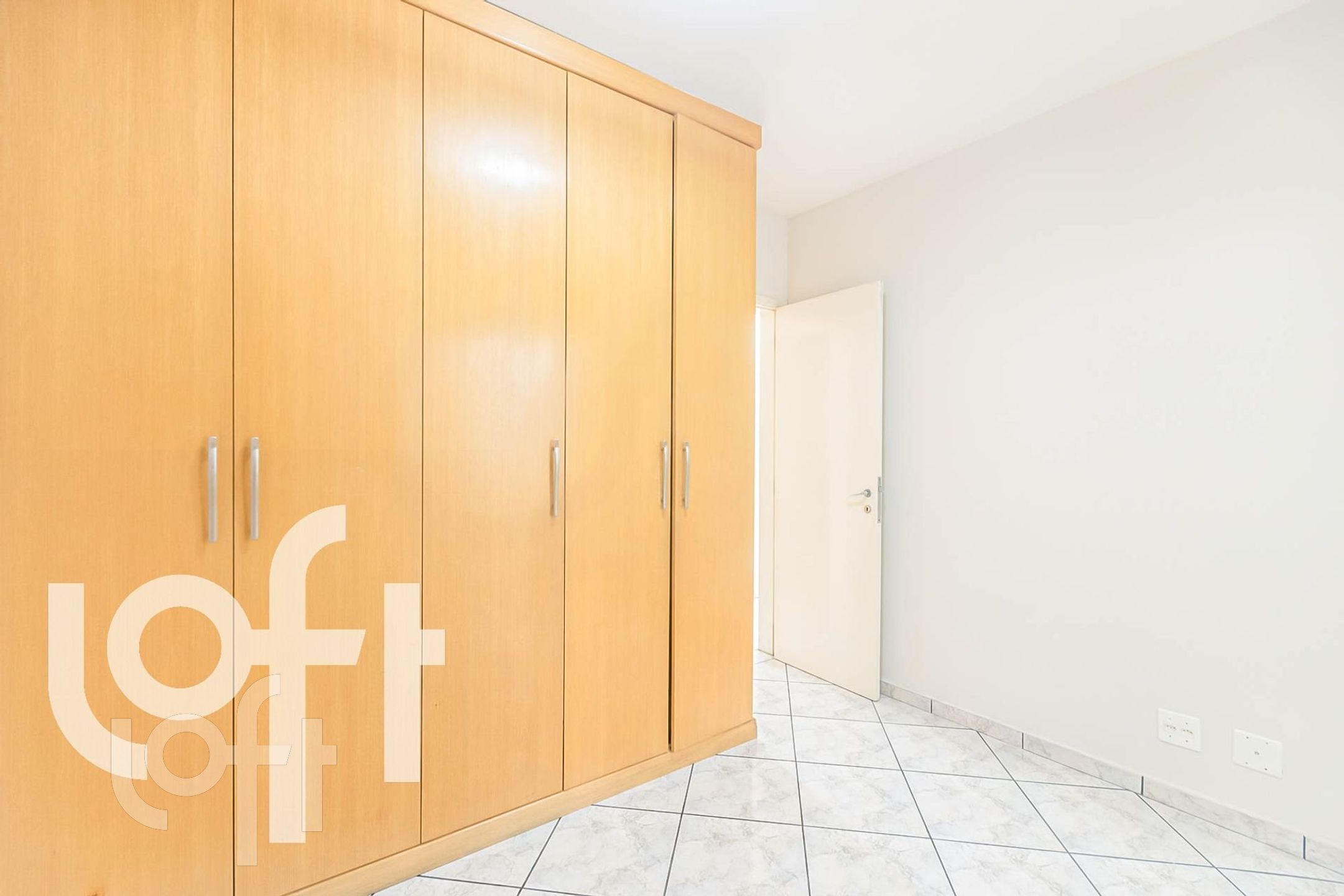 Apartamento à venda com 3 quartos, 80m² - Foto 10