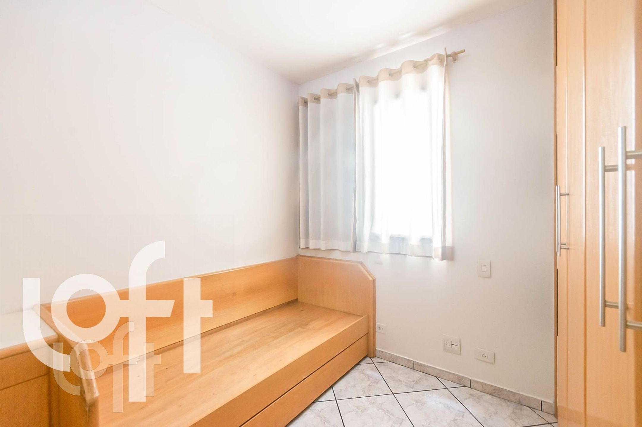 Apartamento à venda com 3 quartos, 80m² - Foto 4