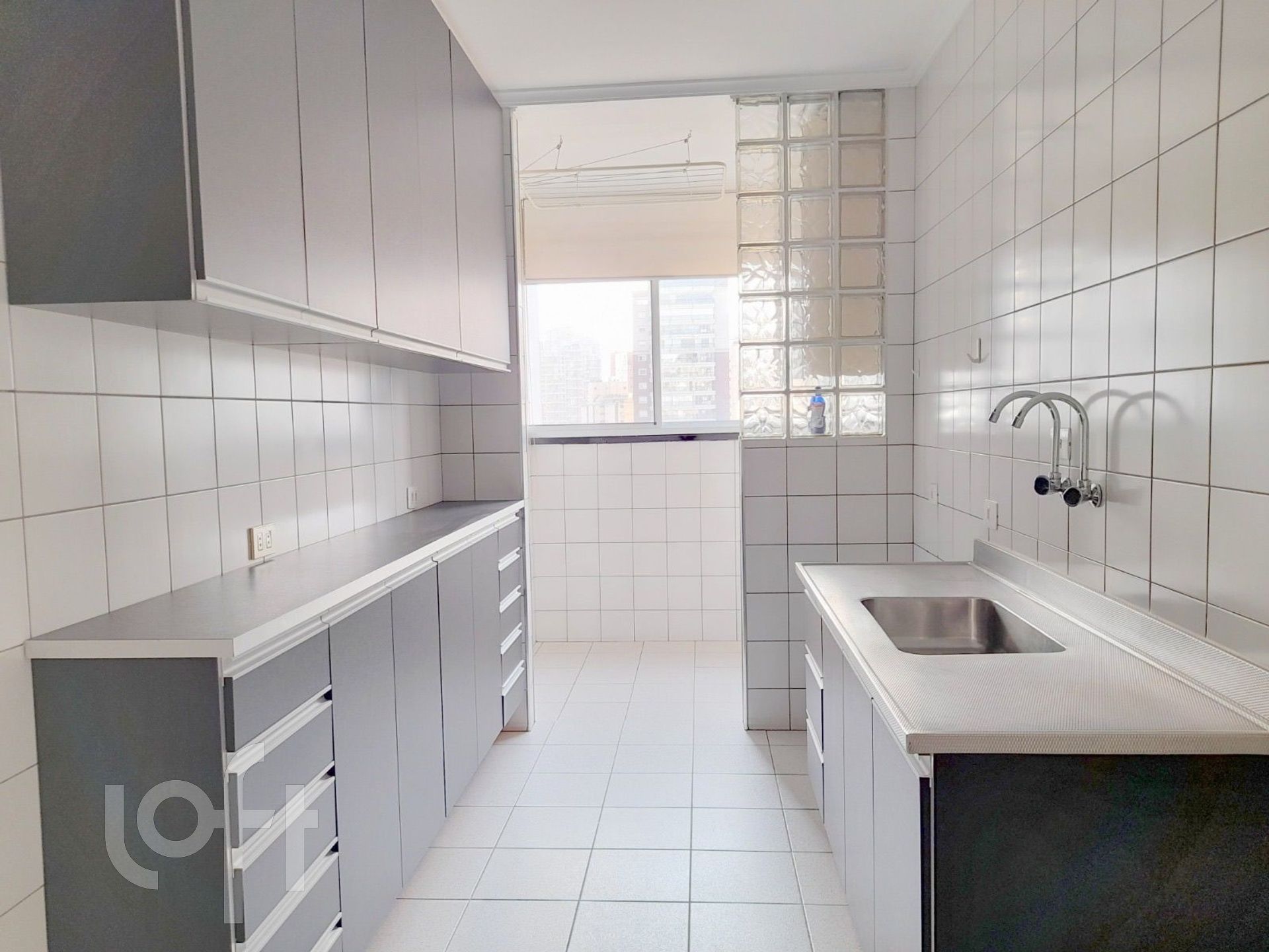 Apartamento à venda com 3 quartos, 98m² - Foto 10