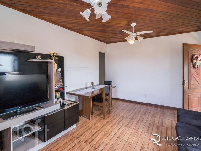 Casa com 450m², 3 dormitórios, 1 suíte, 2 vagas, Vila Ipiranga em Porto Alegre