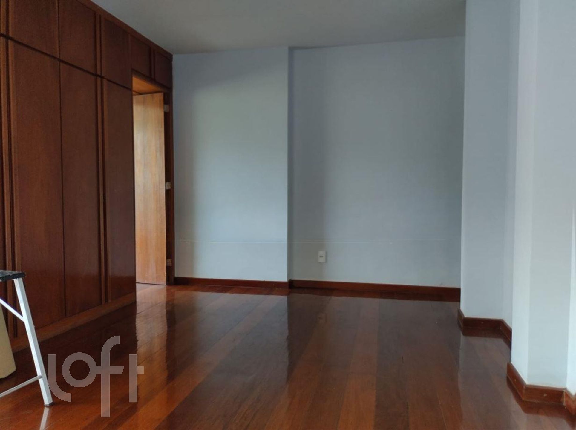 Apartamento à venda com 3 quartos, 158m² - Foto 10