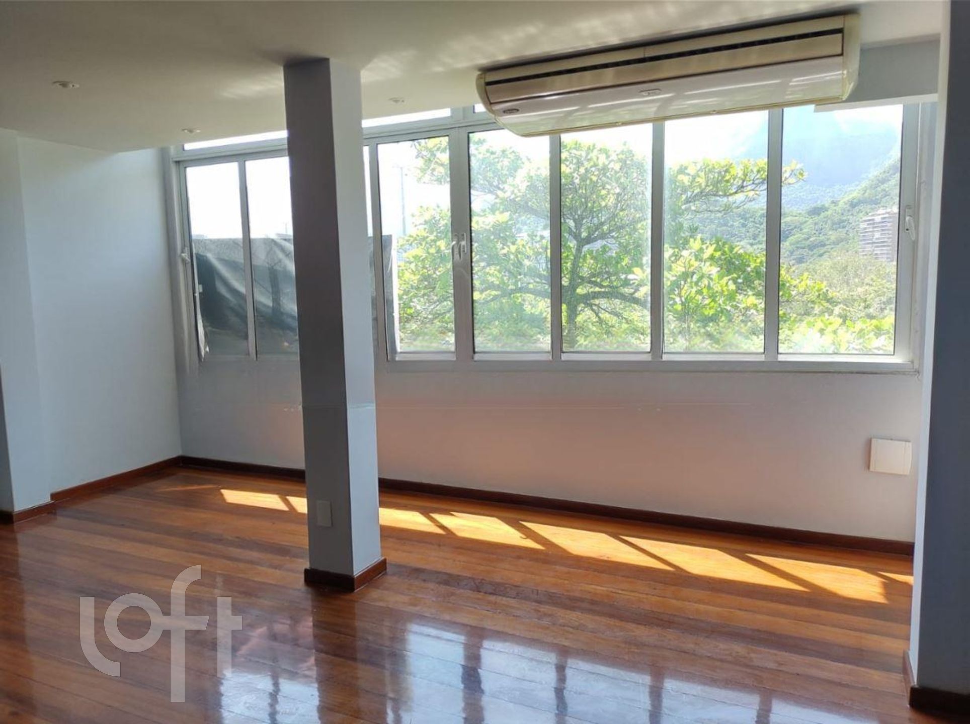 Apartamento à venda com 3 quartos, 158m² - Foto 12