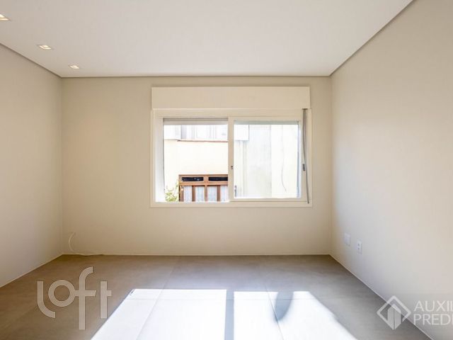 Apartamento com 44m², 1 dormitório, 1 vaga, Rio Branco em Porto Alegre