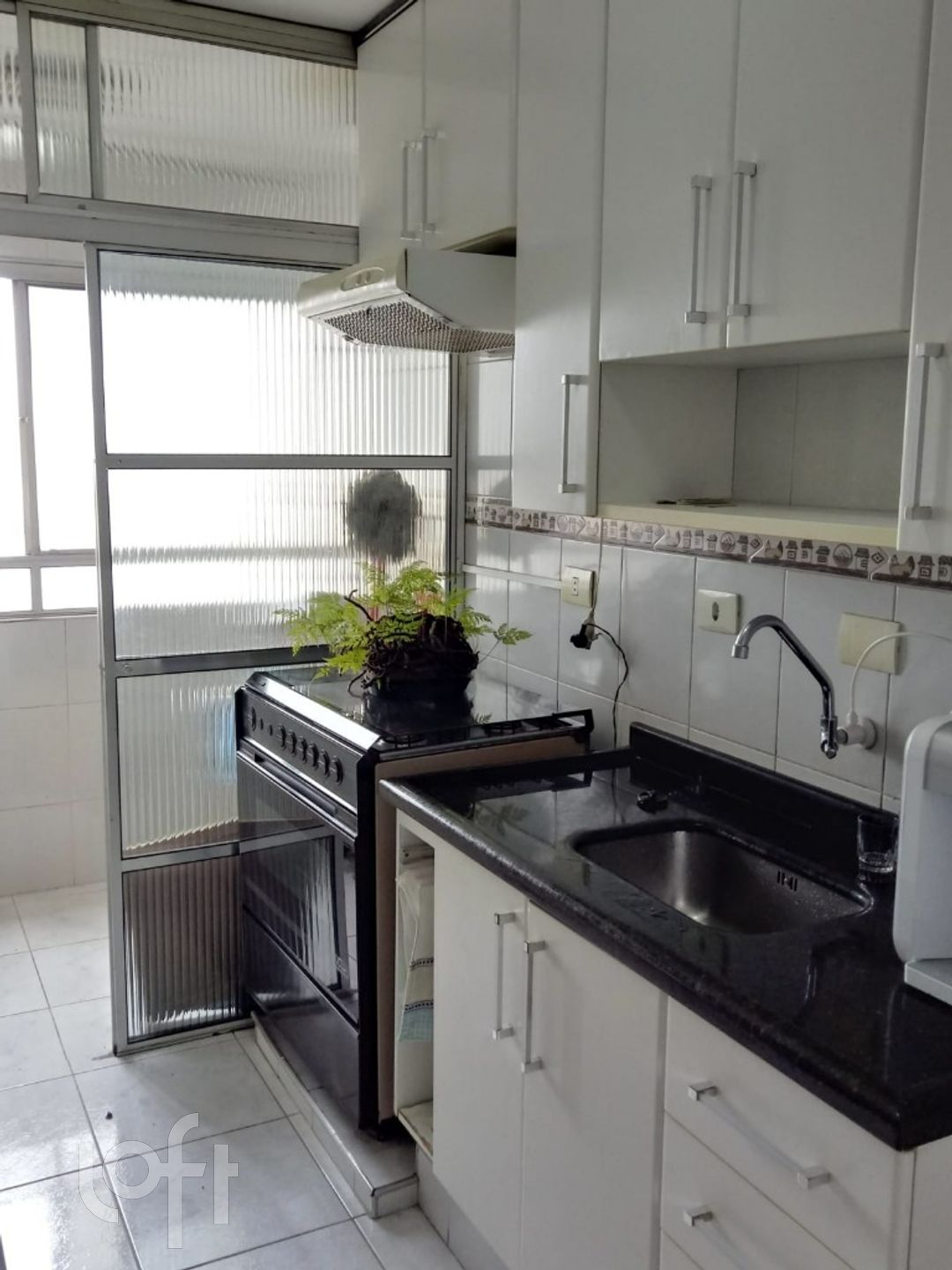 Apartamento à venda com 2 quartos, 56m² - Foto 2