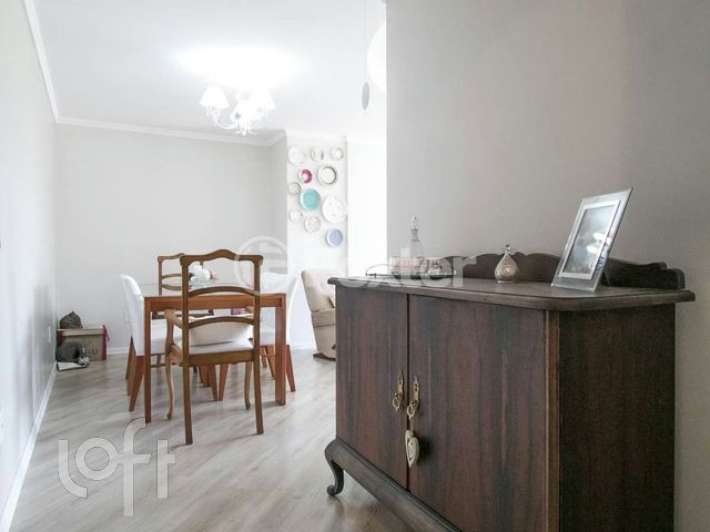 Apartamento com 87m², 3 dormitórios, 1 suíte, 1 vaga, Jardim Botânico em Porto Alegre