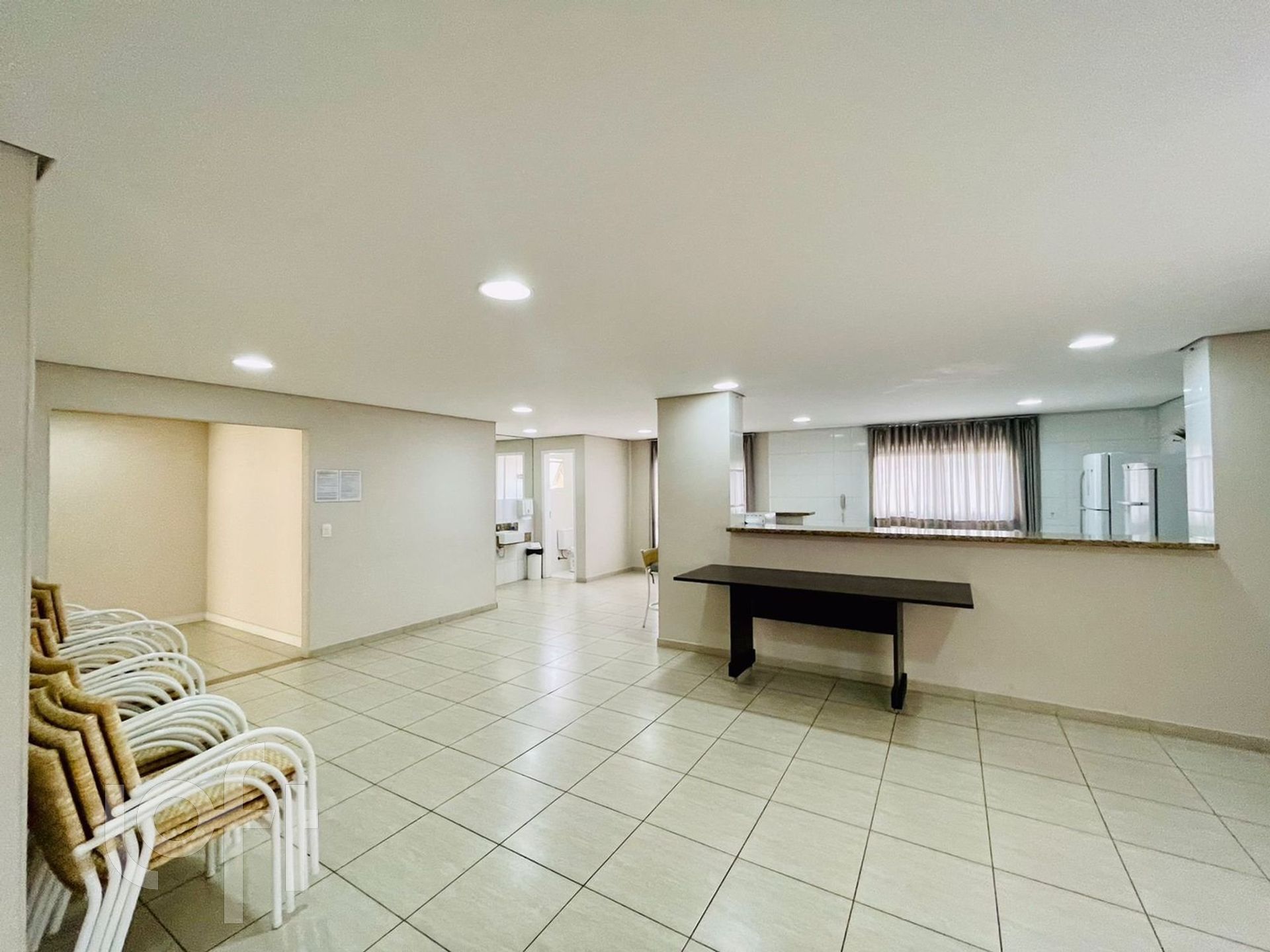 Apartamento à venda com 4 quartos, 82m² - Foto 18