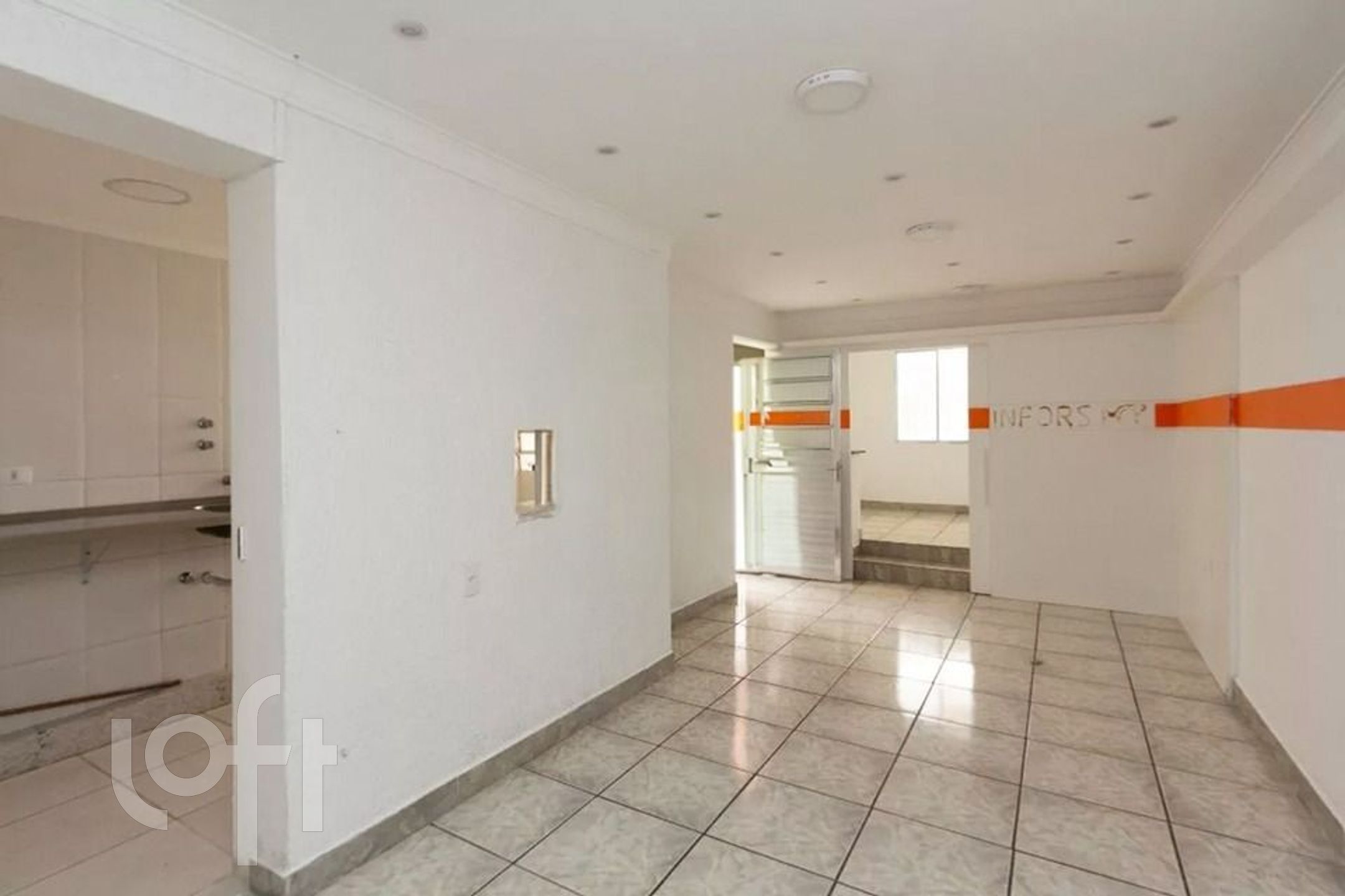 Casa à venda com 3 quartos, 244m² - Foto 9