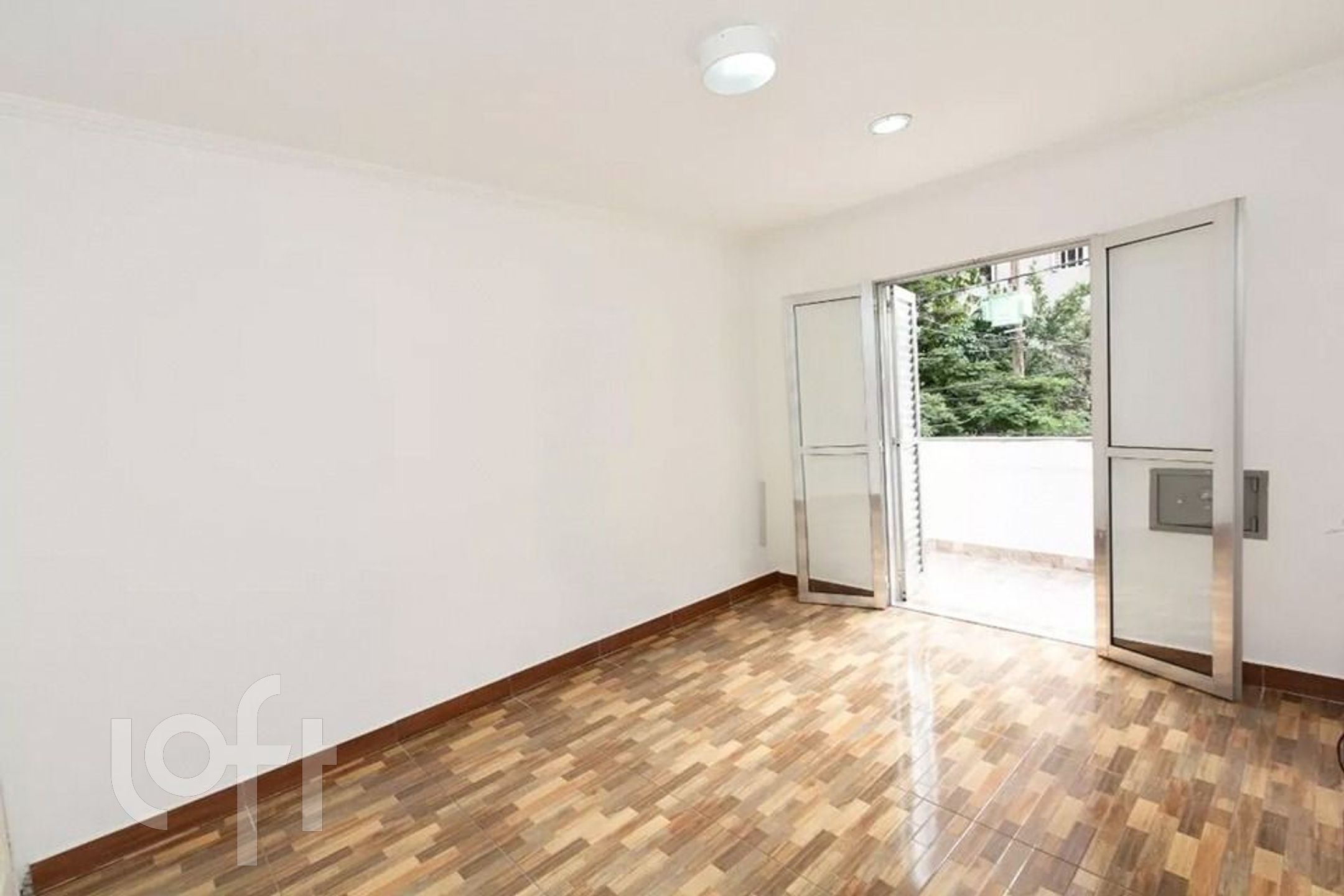 Casa à venda com 3 quartos, 244m² - Foto 15