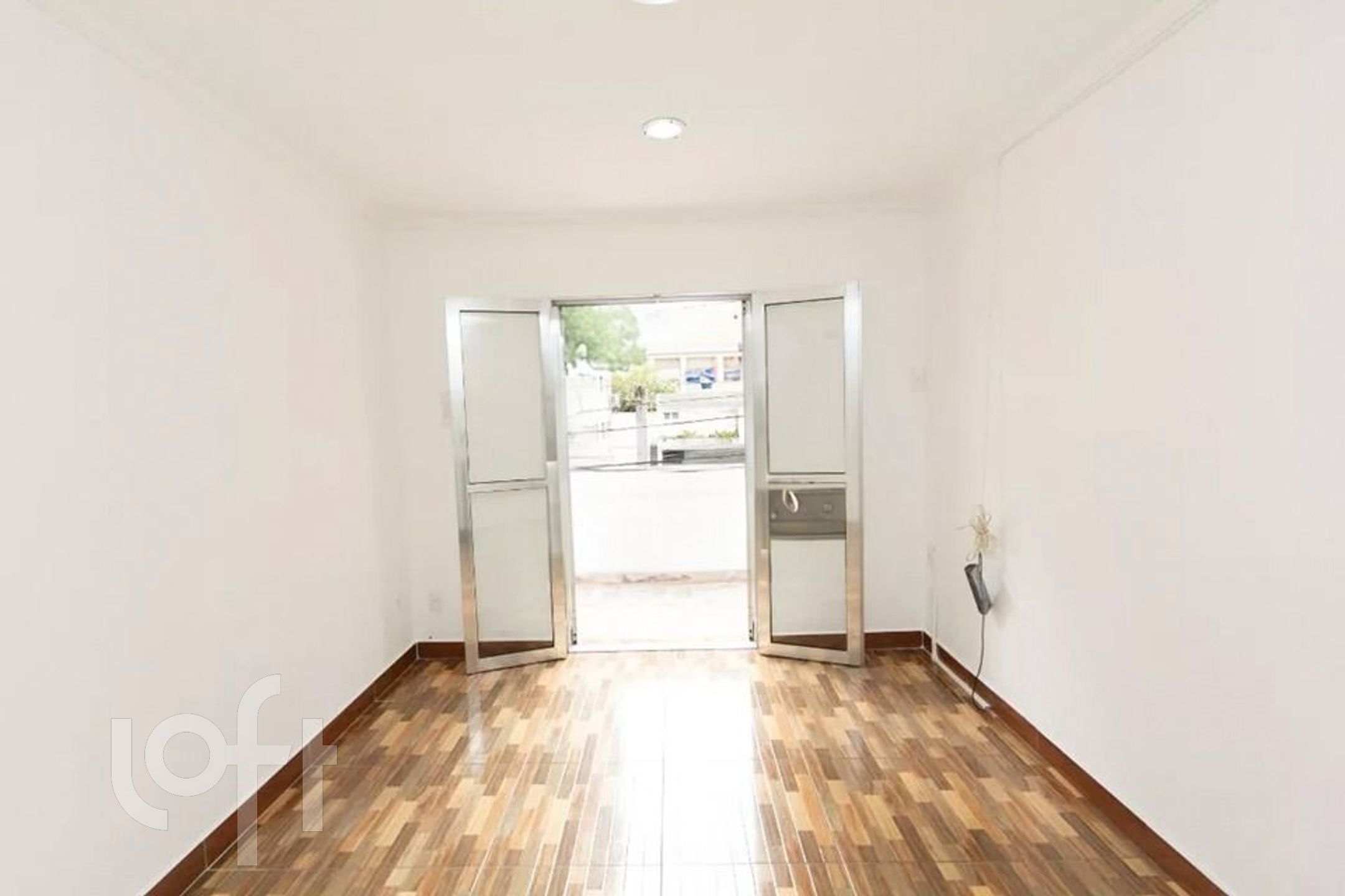 Casa à venda com 3 quartos, 244m² - Foto 16