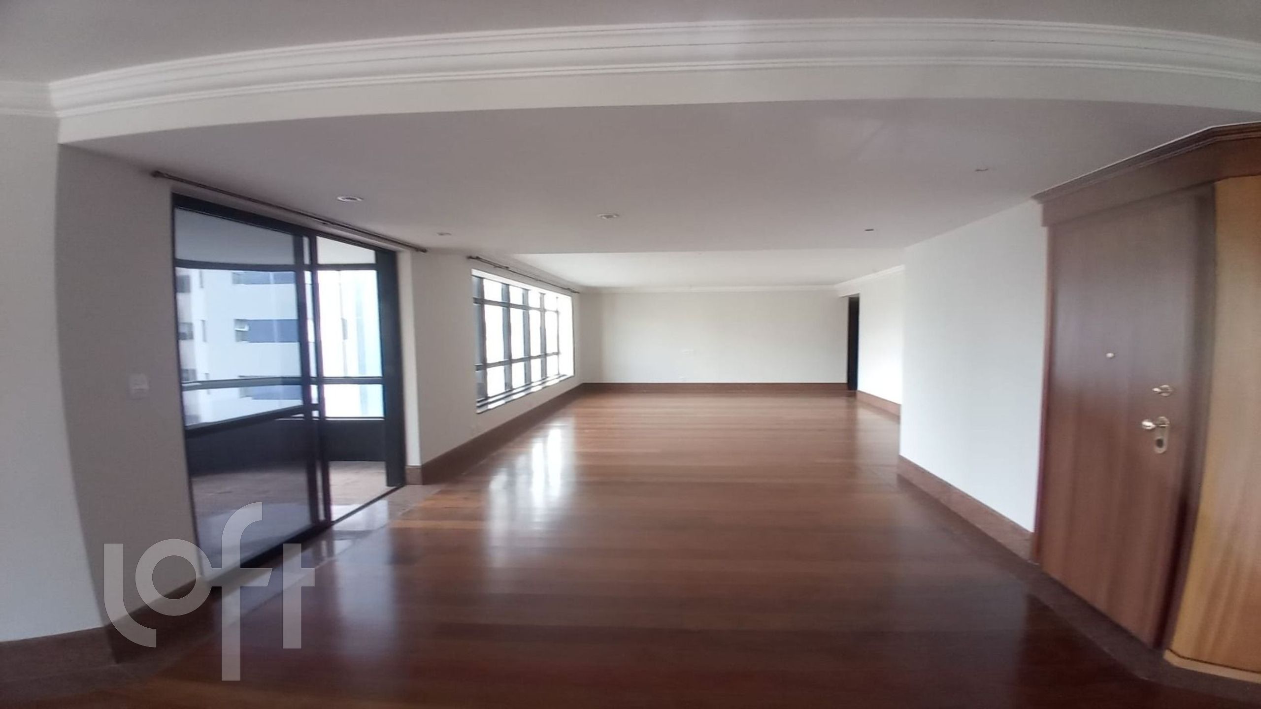 Apartamento à venda com 4 quartos, 253m² - Foto 1