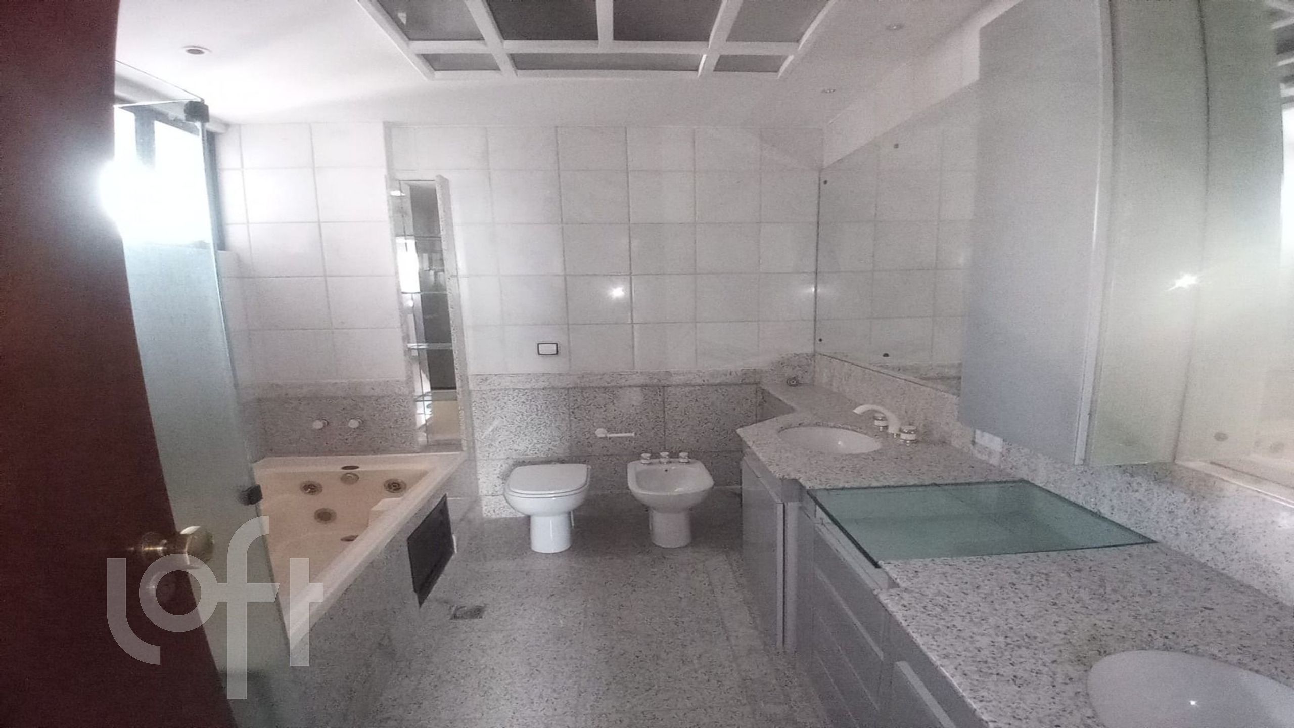 Apartamento à venda com 4 quartos, 253m² - Foto 15