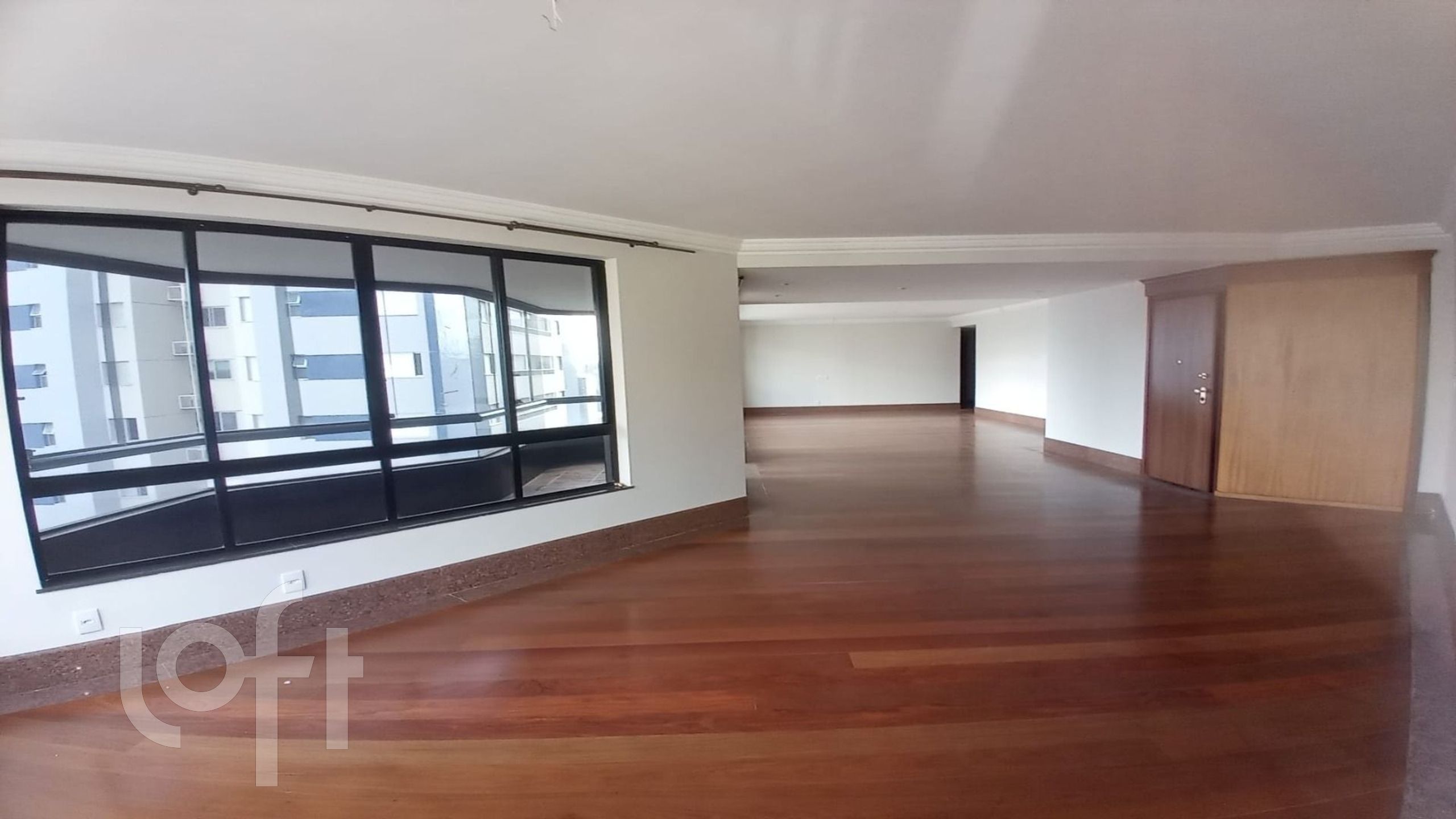 Apartamento à venda com 4 quartos, 253m² - Foto 3