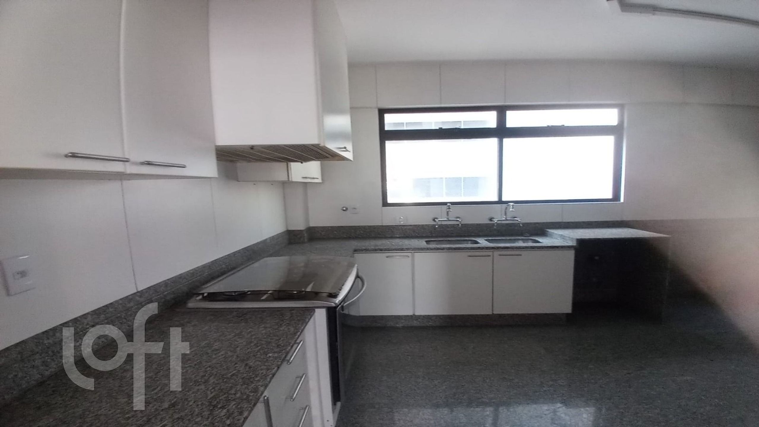 Apartamento à venda com 4 quartos, 253m² - Foto 18