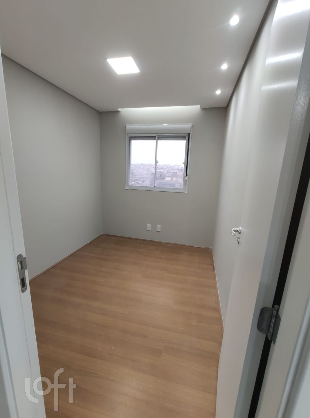 Apartamento à venda com 2 quartos, 43m² - Foto 4