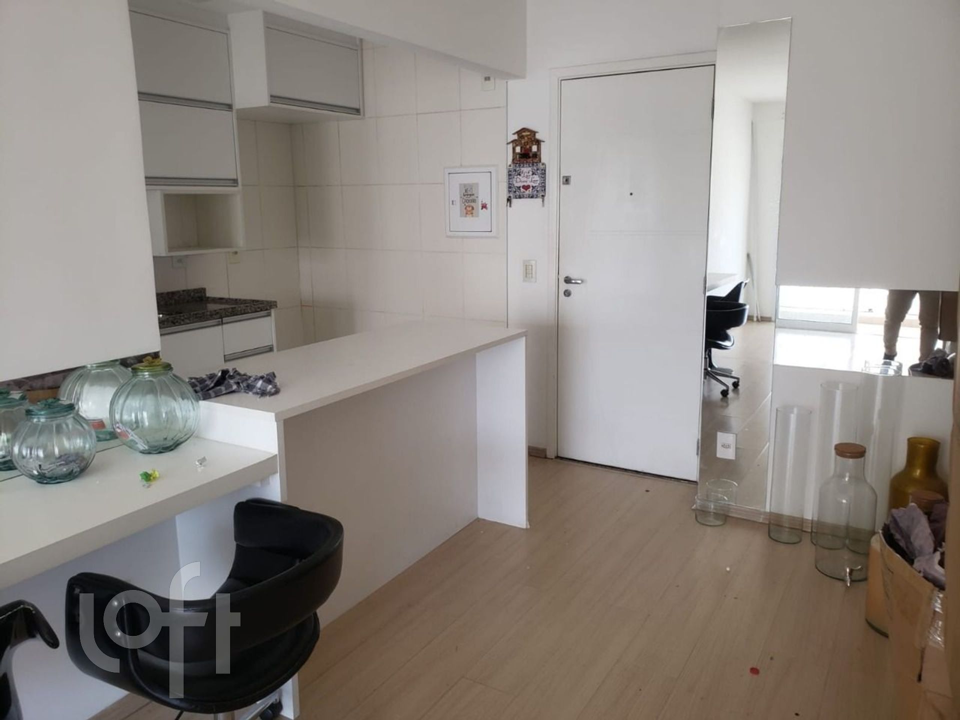 Apartamento à venda com 1 quarto, 72m² - Foto 2