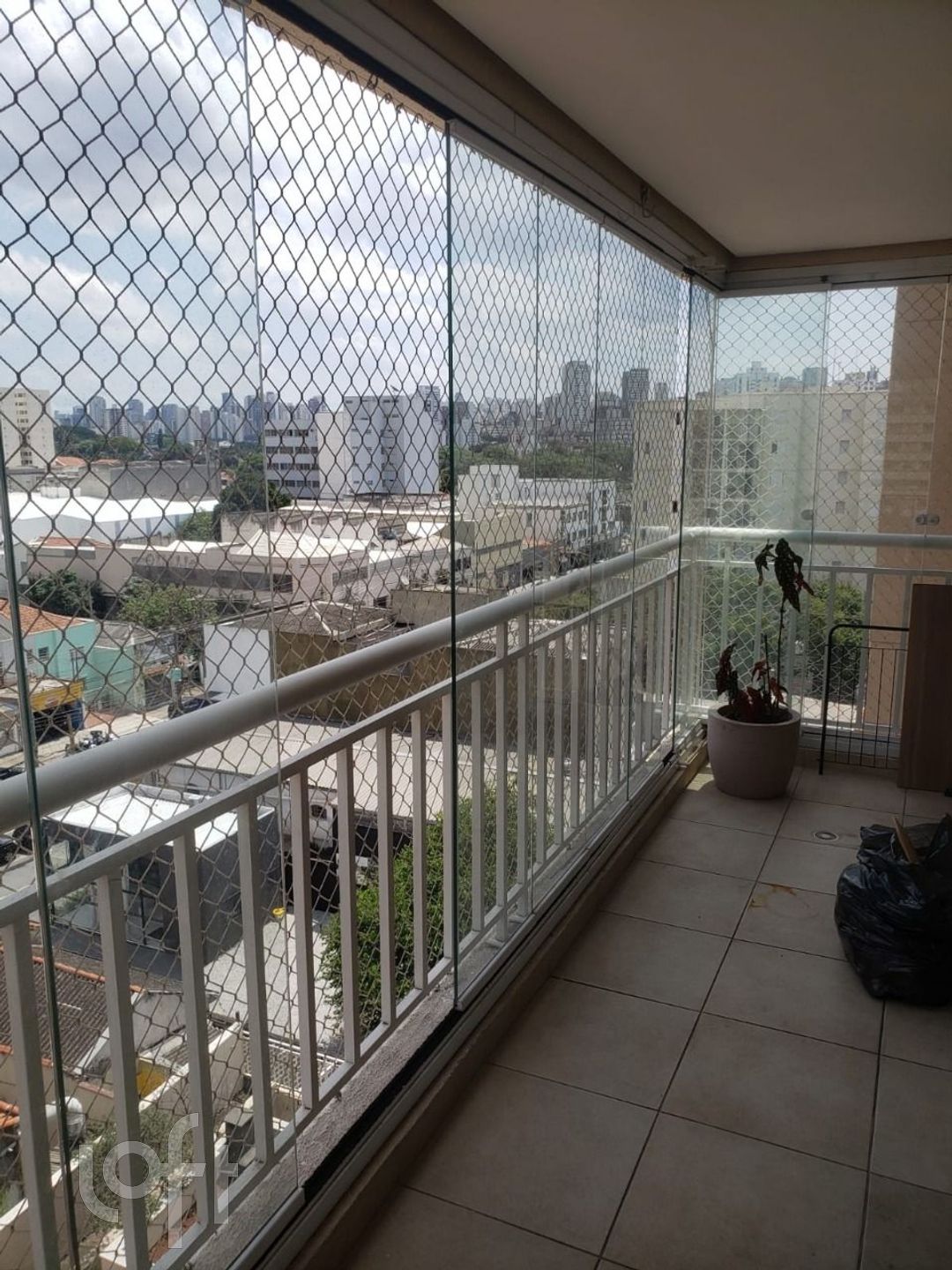 Apartamento à venda com 1 quarto, 72m² - Foto 4