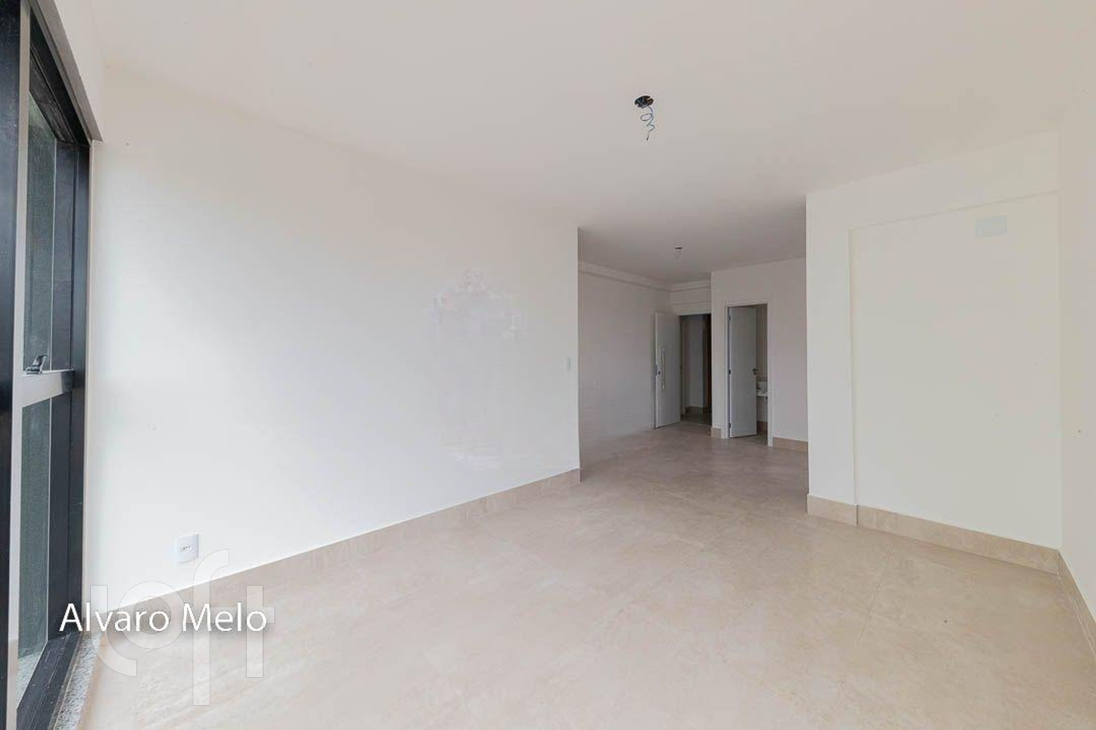 Apartamento à venda com 3 quartos, 85m² - Foto 1