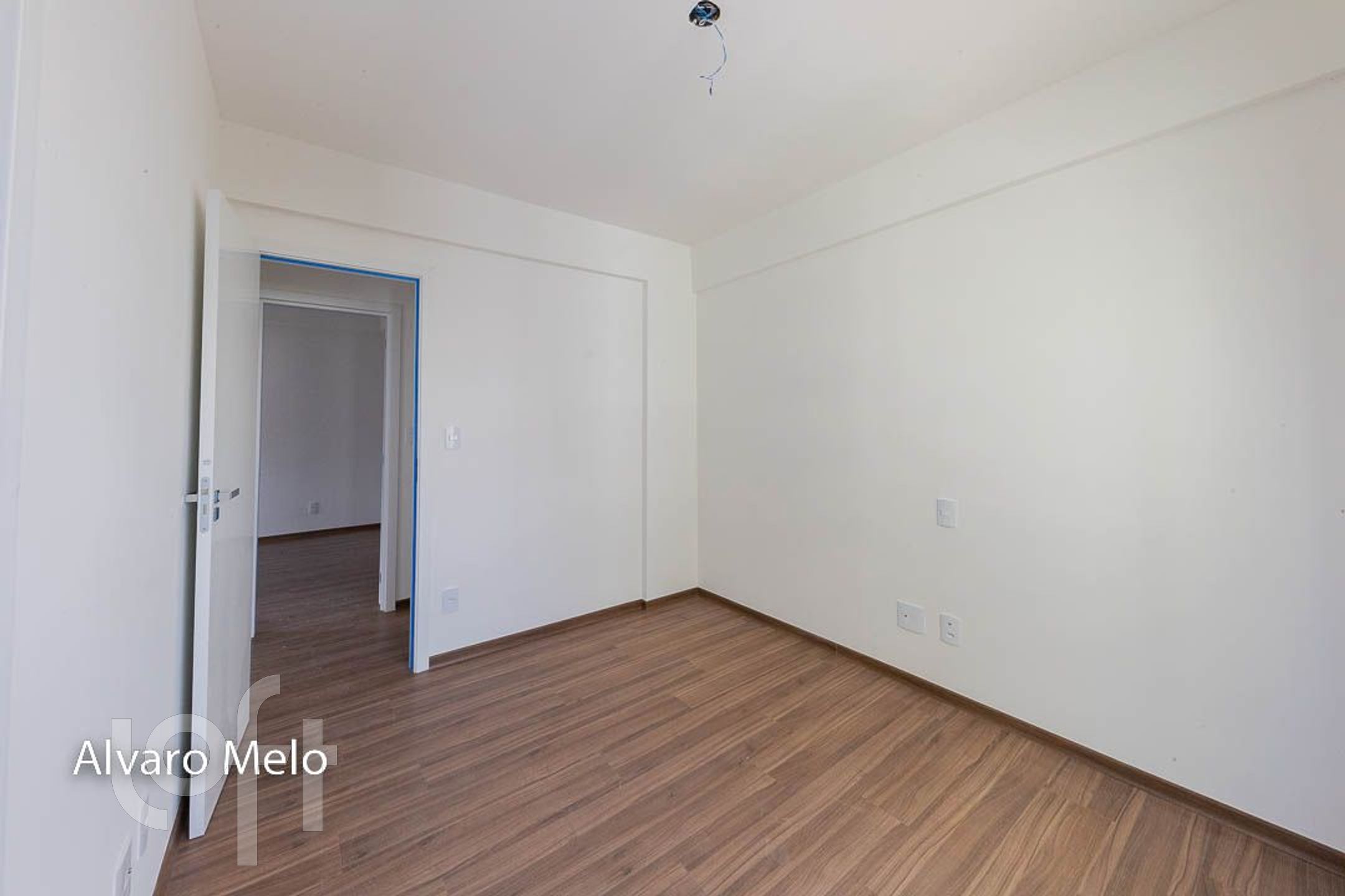 Apartamento à venda com 3 quartos, 85m² - Foto 17