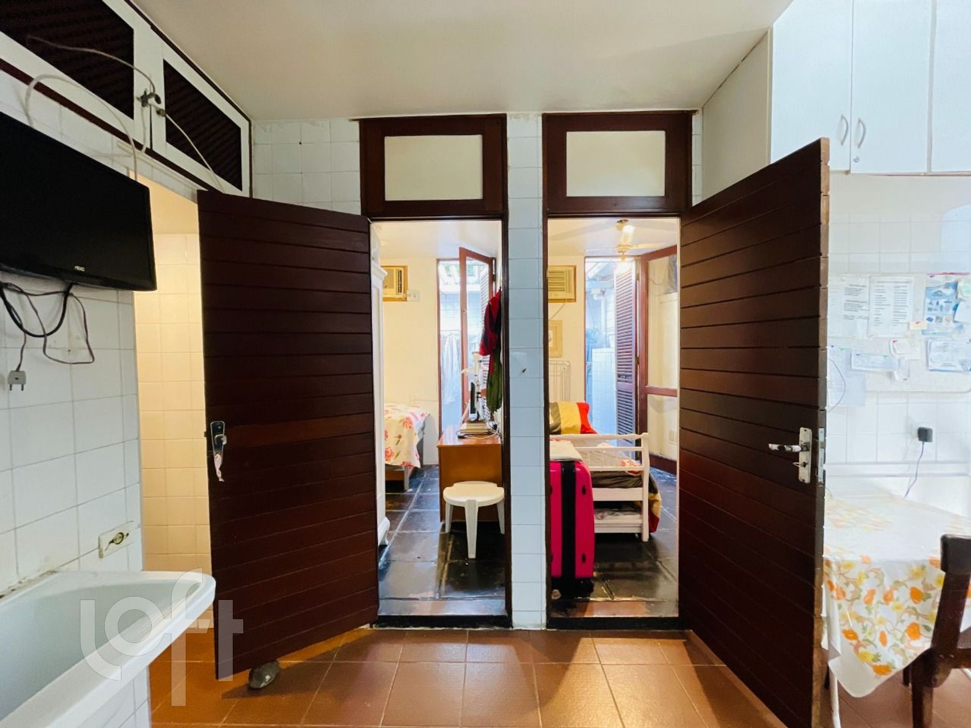 Casa à venda com 4 quartos, 600m² - Foto 19