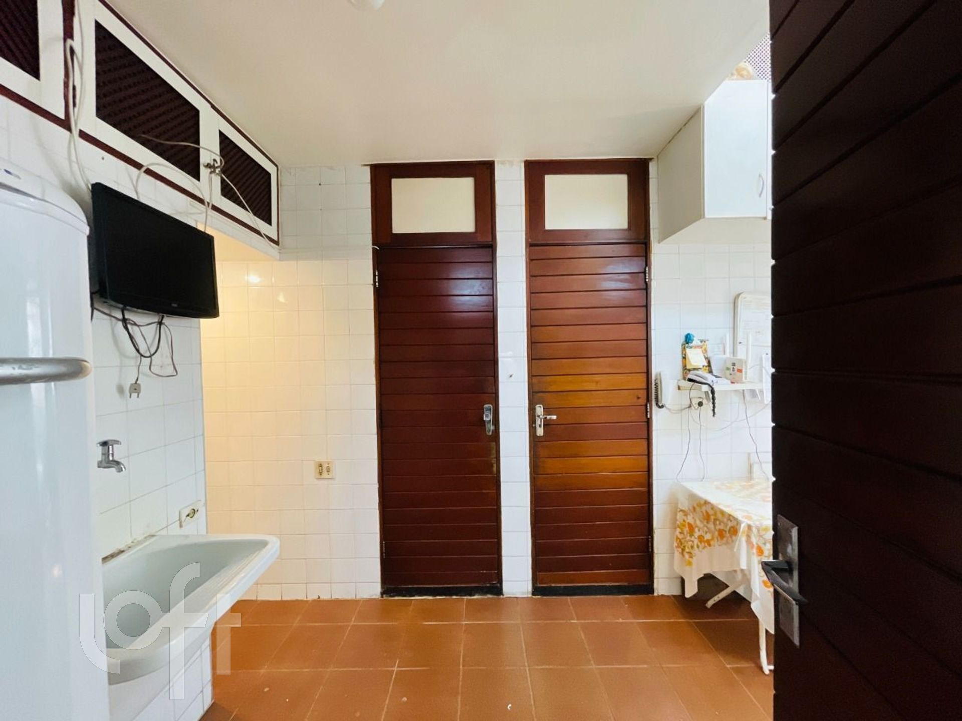 Casa à venda com 4 quartos, 600m² - Foto 14