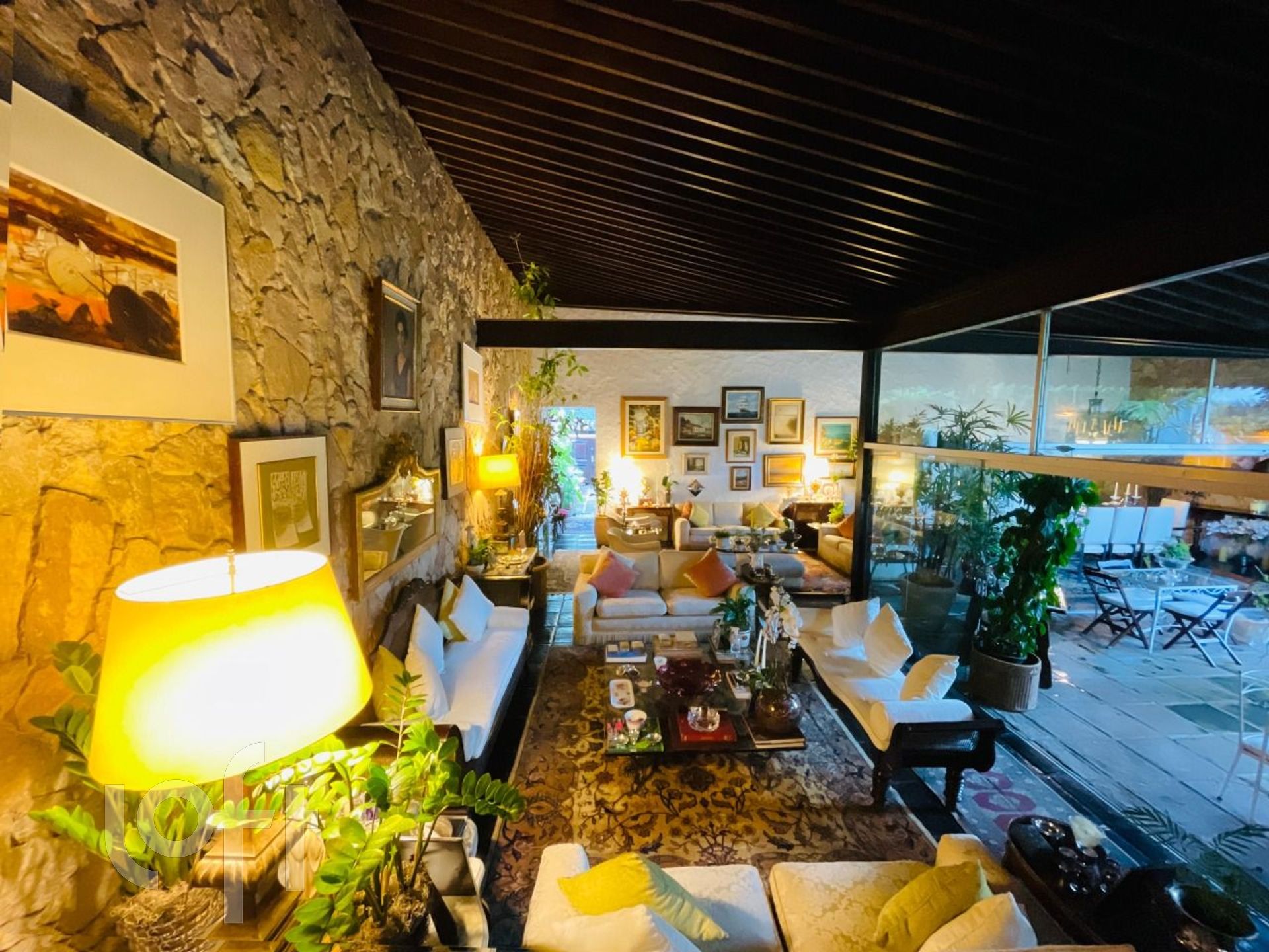 Casa à venda com 4 quartos, 600m² - Foto 47