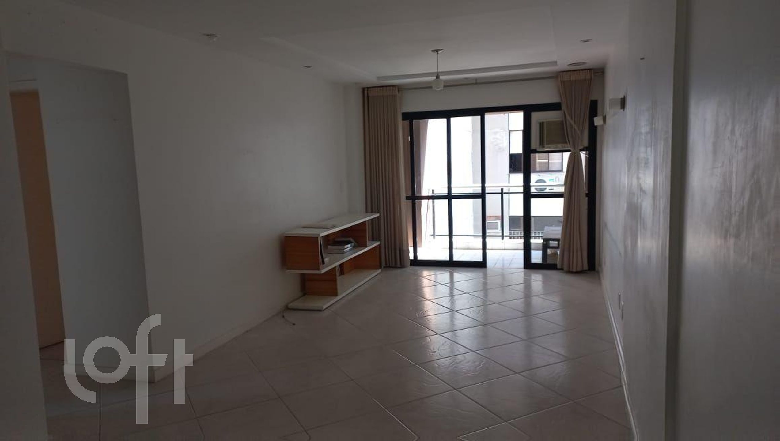 Apartamento à venda com 2 quartos, 78m² - Foto 1