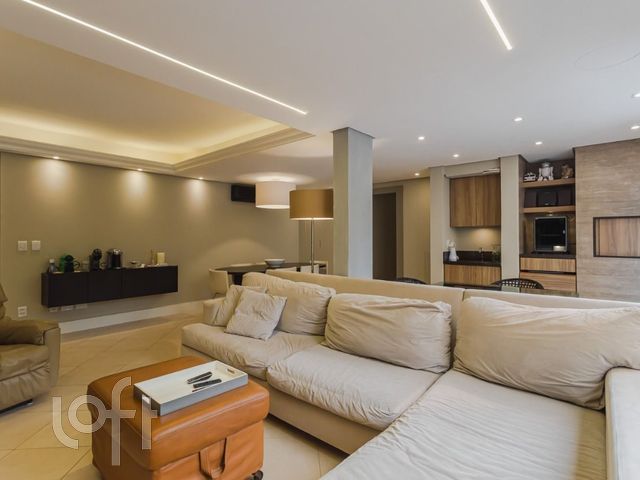 Apartamento com 112m², 2 dormitórios, 2 suítes, 2 vagas, Higienópolis em Porto Alegre