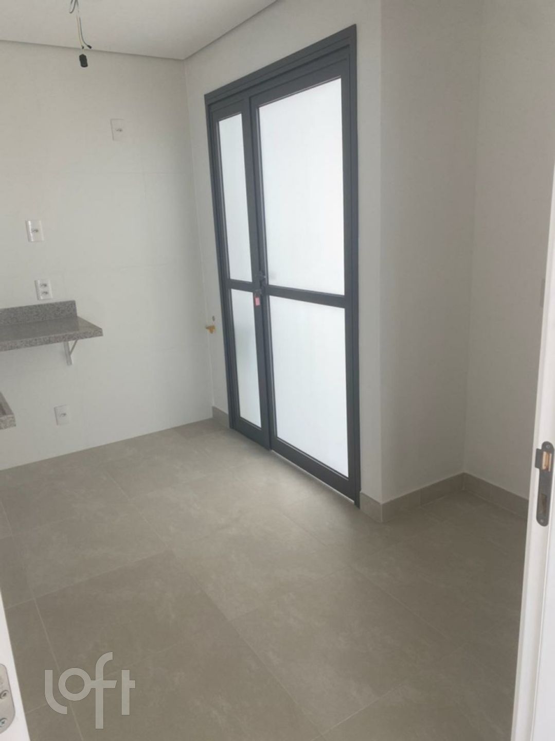 Apartamento à venda com 3 quartos, 137m² - Foto 10