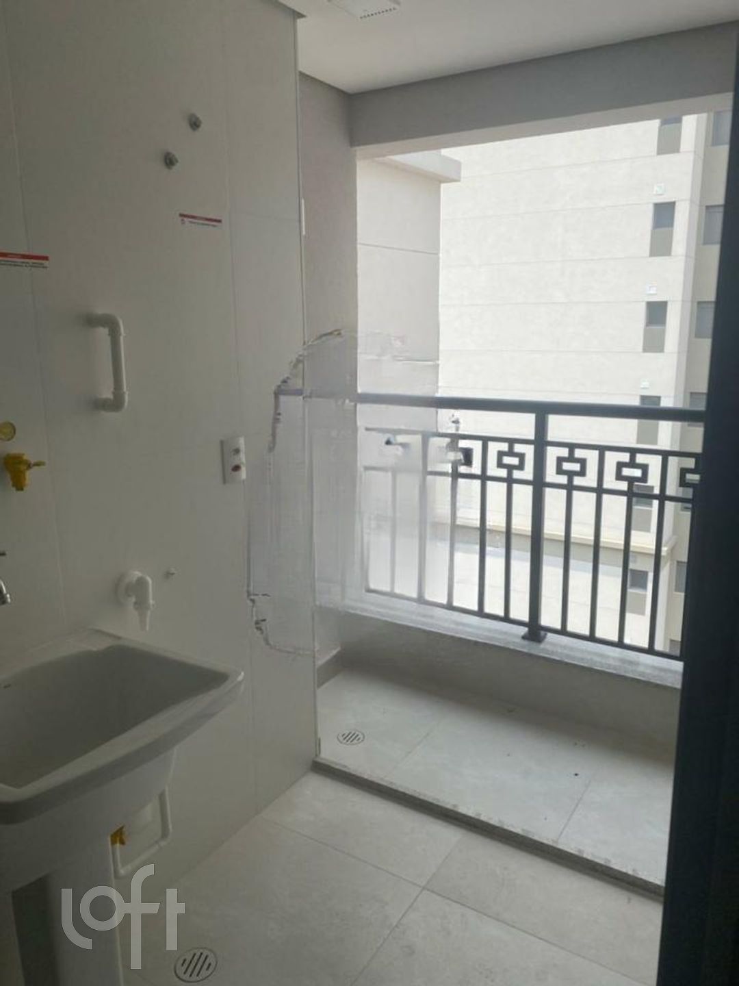 Apartamento à venda com 3 quartos, 137m² - Foto 3