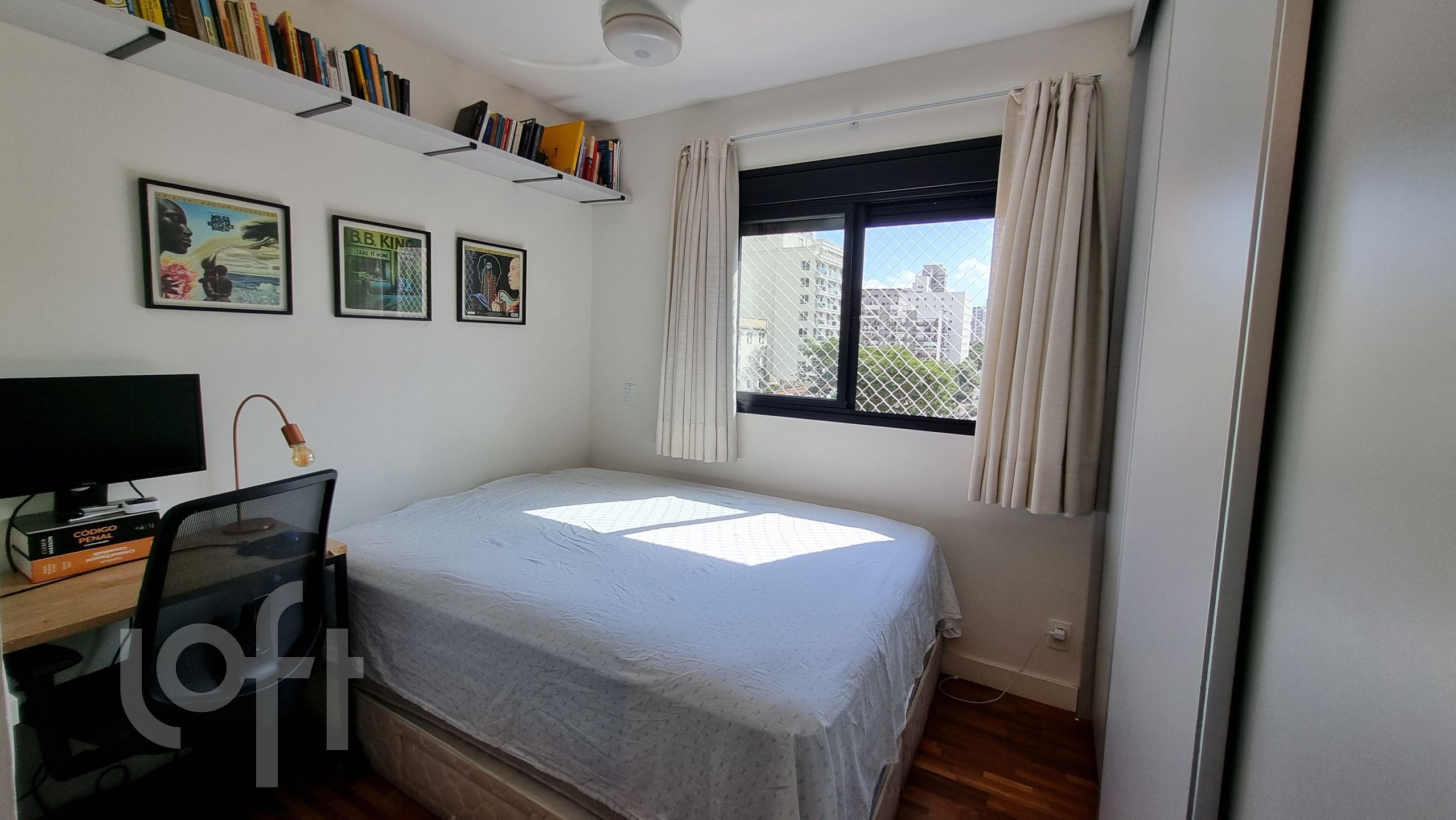 Apartamento à venda com 2 quartos, 70m² - Foto 14