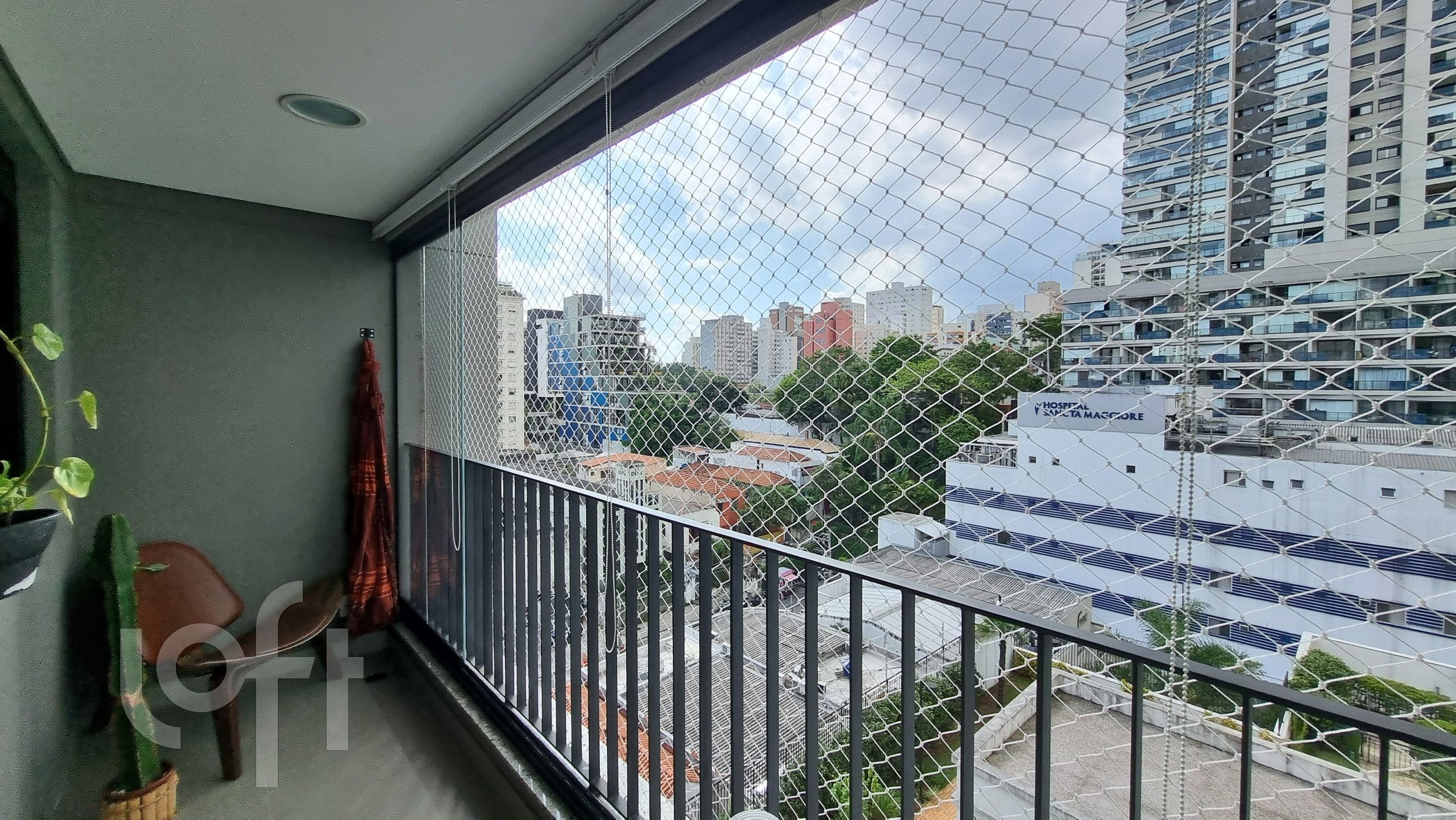 Apartamento à venda com 2 quartos, 70m² - Foto 8