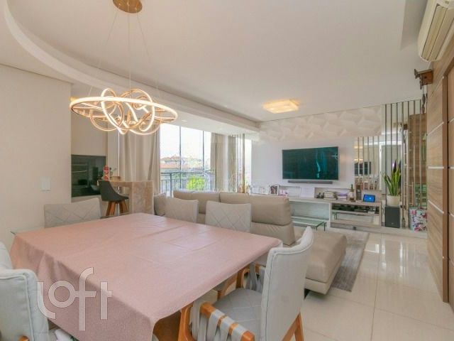 Apartamento com 94m², 3 dormitórios, 1 suíte, 2 vagas, Jardim Europa em Porto Alegre