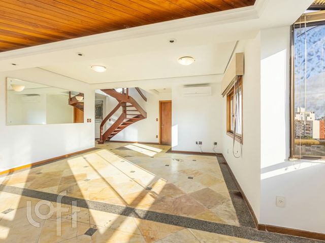 Apartamento com 262m², 3 dormitórios, 2 suítes, 2 vagas, Menino Deus em Porto Alegre