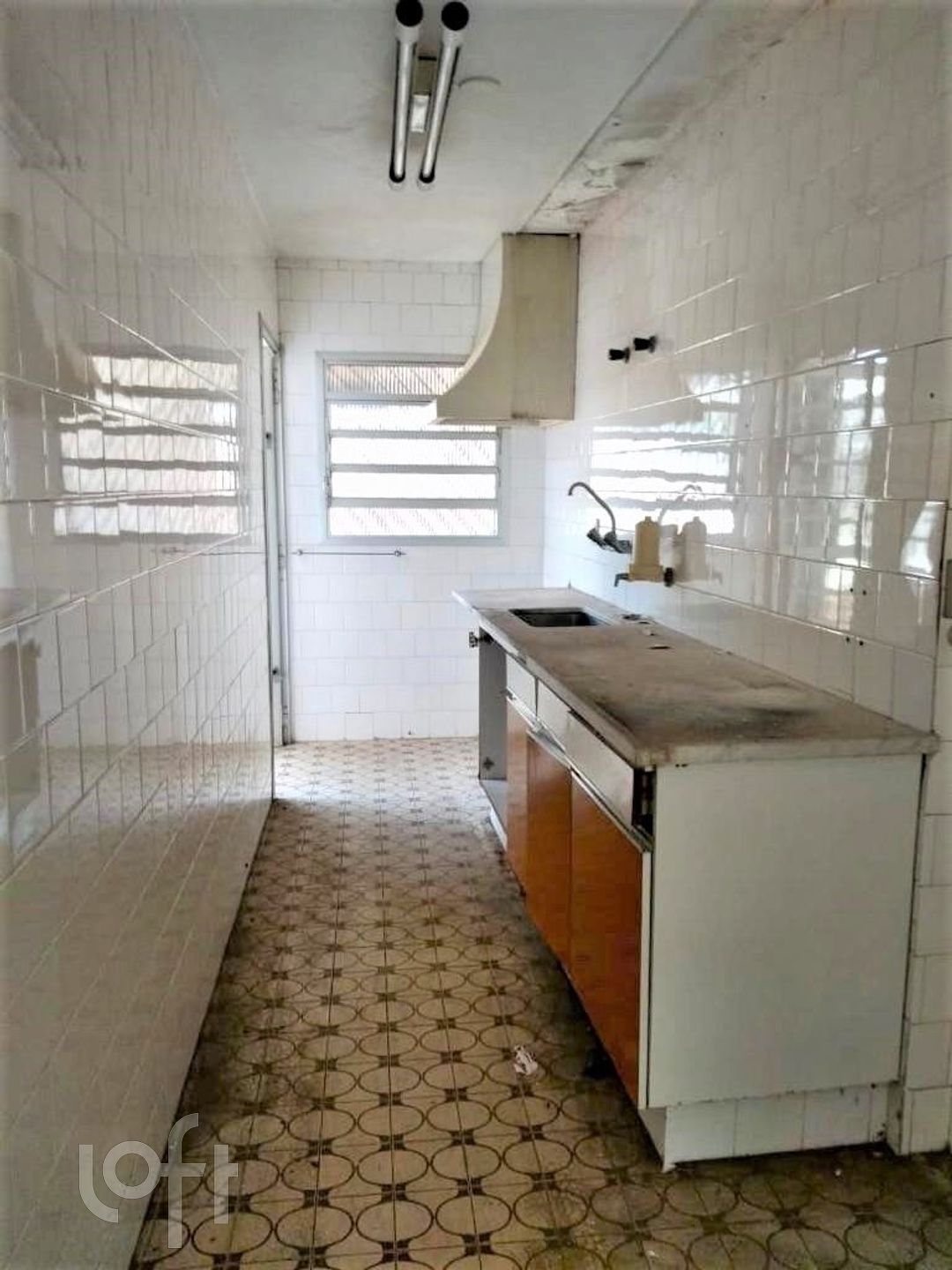 Casa à venda com 4 quartos, 200m² - Foto 7