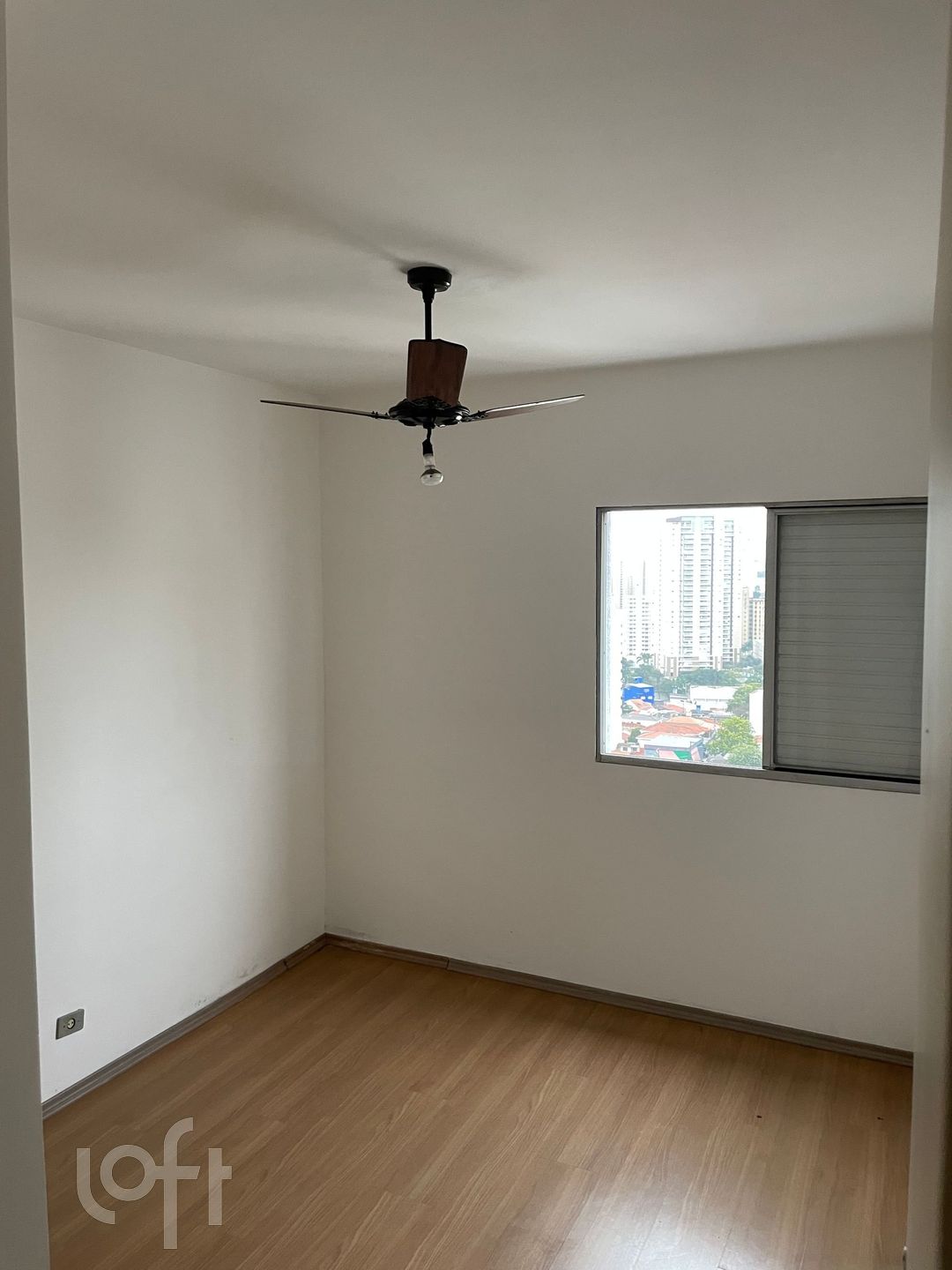 Apartamento à venda com 2 quartos, 82m² - Foto 2