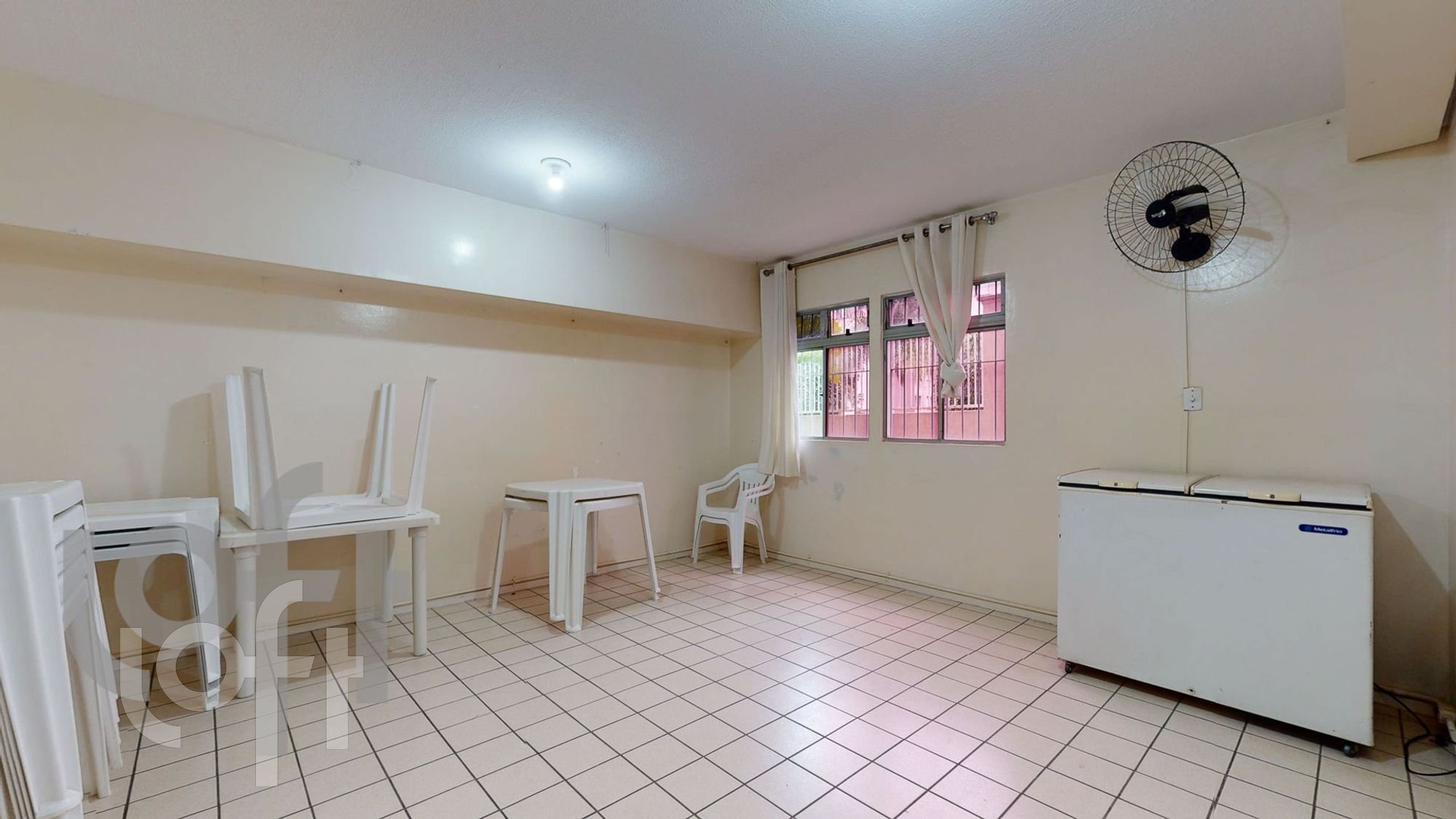 Apartamento à venda com 2 quartos, 42m² - Foto 31