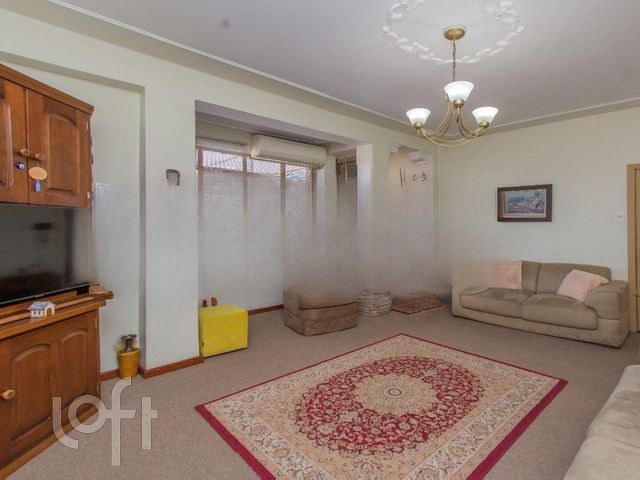 Apartamento com 132m², 3 dormitórios, 1 vaga, Floresta em Porto Alegre