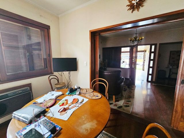 Casa com 180m², 3 dormitórios, 2 suítes, 3 vagas, Cristo Redentor em Porto Alegre